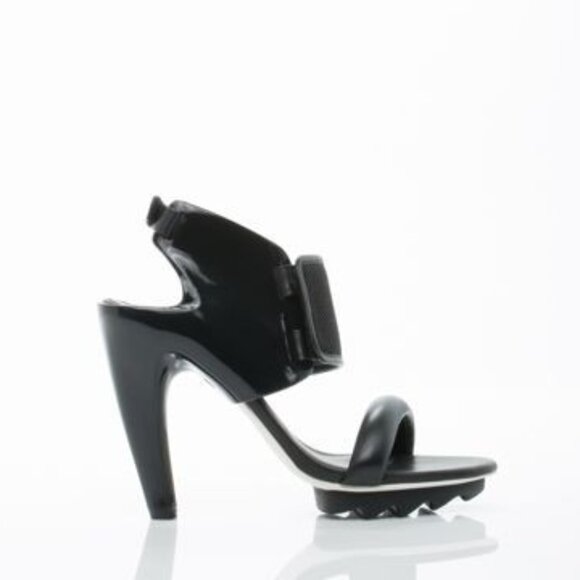 United Nude 'Eros' heels